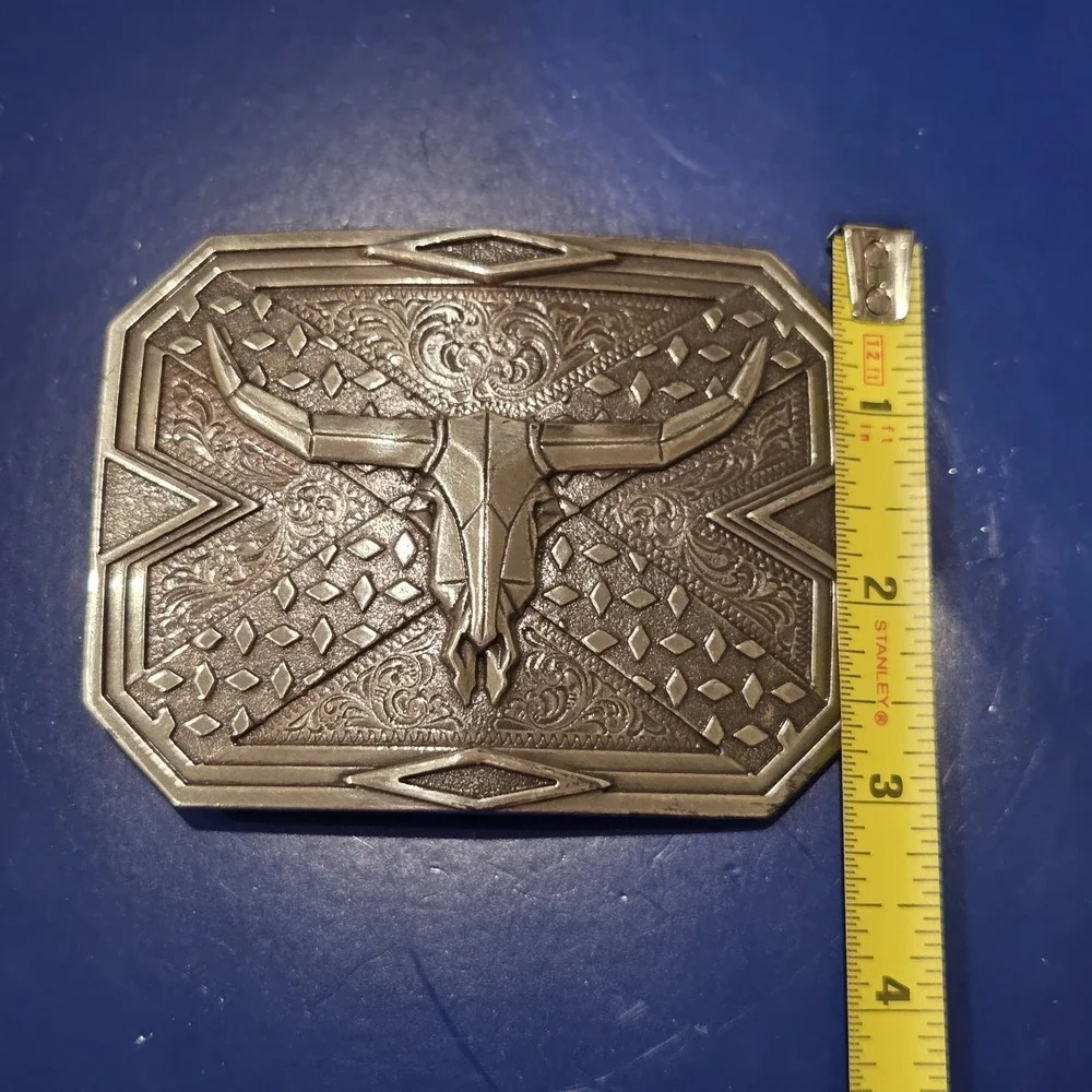 Western Longhorn Steer Head Pewter Tone Belt Buckle Geometric Design